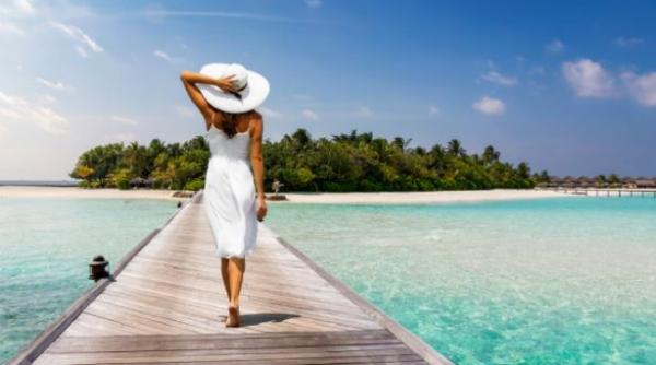 Horoscop. Astrele ne învață cum să avem un concediu perfect. Berbecii, sfătuiți să rămână activi, iar Leii - să meargă la Disneyland