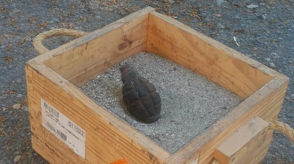 Grenadă descoperită în zona Catedralei din Craiova