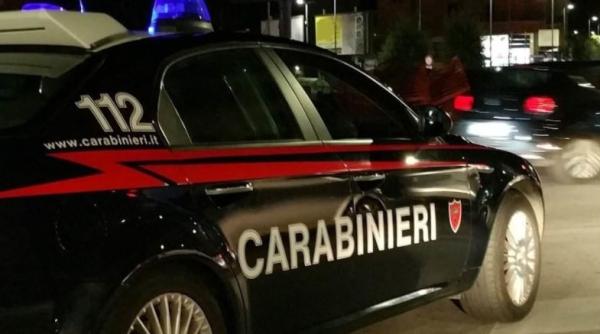 Italia. Un român a ajuns în arest, după ce bătut un senegalez și i-a dat cu piatra în cap