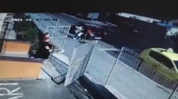 Doi copii români, luați cu forța dintr-o grădiniță. Educatoarele ar fi fost agresate