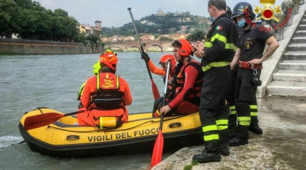 Sfârșit tragic pentru un român din Italia: A murit ÎNECAT în centrul orașului Verona