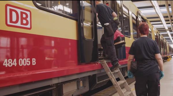 Germania. Român, autor a peste 150 de furturi dintr-o gară din Berlin. Victime - cei care cumpărau bilete online