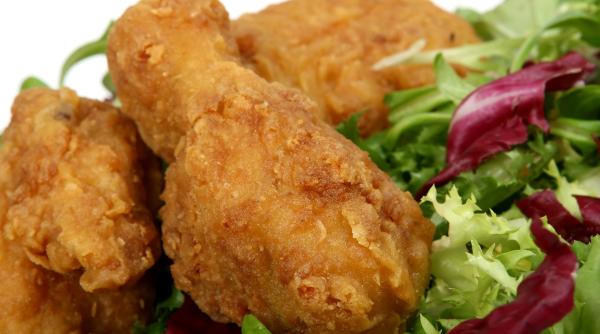 Cum să faci acasă pui ca la KFC - Rețeta simplă, cu rezultat GARANTAT