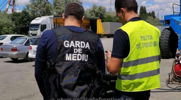 Șase TIR-uri cu 100 de TONE de deșeuri, oprite să intre în România