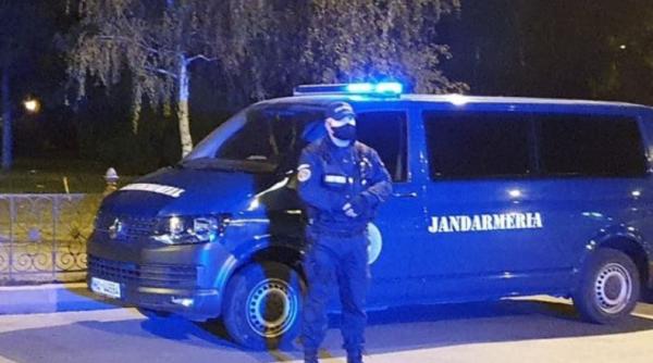 Un bărbat din Tulcea a cerut sprijinul jandarmilor, după ce fiul său l-a strâns de gât