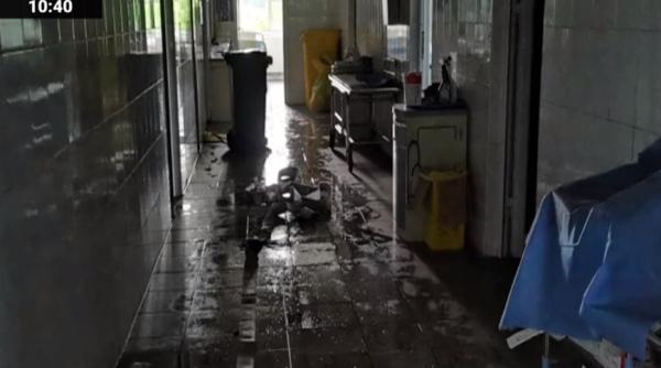 Primele IMAGINI din interiorul Spitalului de Copii din Iași, după incendiul devastator de aseară - FOTO