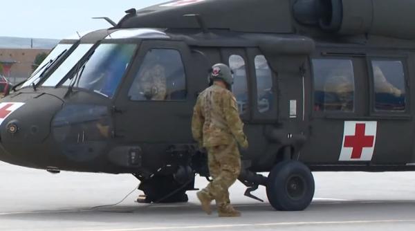 Elicopter militar Black Hawk, prăbușit. Mai multe persoane au murit