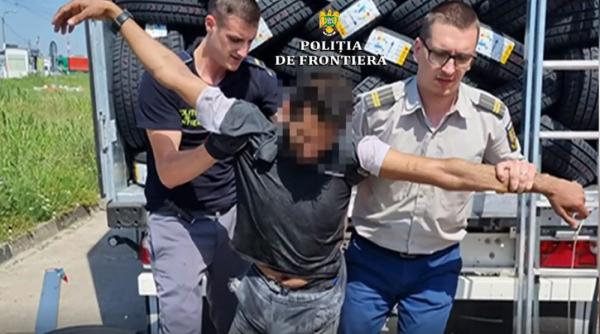 Tineri afgani, scoși în stare de leșin dintr-un TIR condus de un șofer român. Unul era inconștient