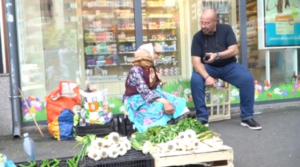 VIDEO. Cum a reacţionat Piedone când a văzut o bătrână care vindea verdeţuri pe stradă: "Într-o oră aici să fie..."
