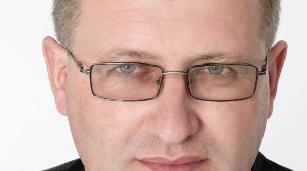 Primarul condamnat pentru pornografie infantilă a câştigat un nou mandat