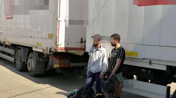 Ansamblu rutier, oprit în vama Bechet. Ce au descoperit polițiștii români printre coletele care urmau să ajungă în Germania