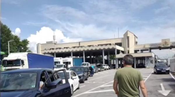 Certificatul digital de călătorie. Polițiștii de frontieră au primit aparate pentru citirea codurilor QR