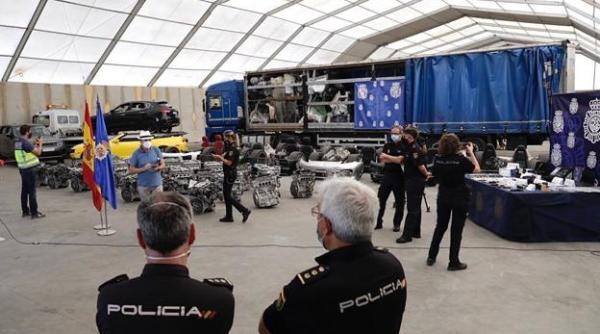 Spania. ZECI de mașini de lux, DEZMEMBRATE până la ultimul șurub, apoi reasamblate. Metoda prin care mai mulți români au făcut milioane de euro