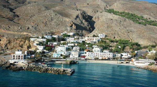 Stupoare în Grecia. Turista de 29 de ani, dispărută, a fost găsită MOARTĂ lângă o celebră plajă