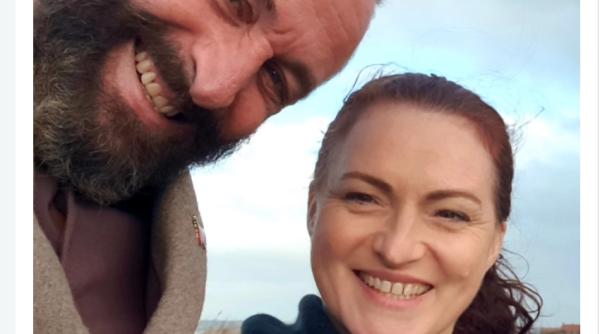 Anglia. Soţ şi soţie, găsiţi morţi în maşină după ce au decis să se sinucidă împreună