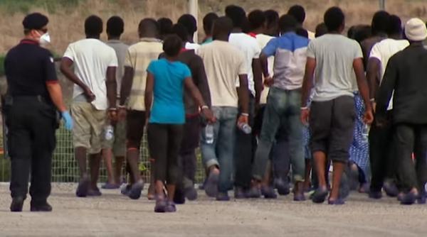 Aleksandr Lukaşenko ameninţă UE că va permite trecerea imigranţilor extracomunitari. Germania, prima ţară vizată