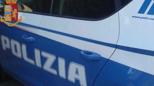 Italia. Un român și-a forțat mama în vârstă să-i dea bani pentru alcool și droguri. Femeia a îndurat ani în șir atacurile fiului 