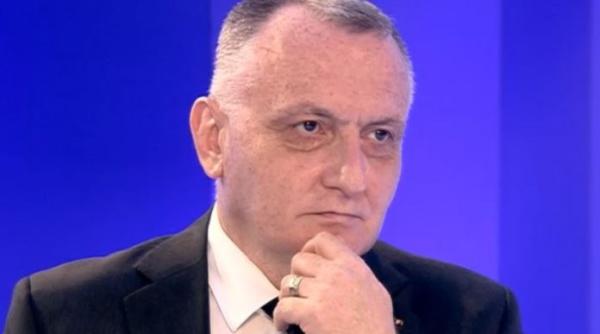 Ministrul Educaţiei despre introducerea admiterii în liceu: Ar trebui să fie organizată în aceeaşi zi şi la aceeaşi oră, cu subiecte proprii 