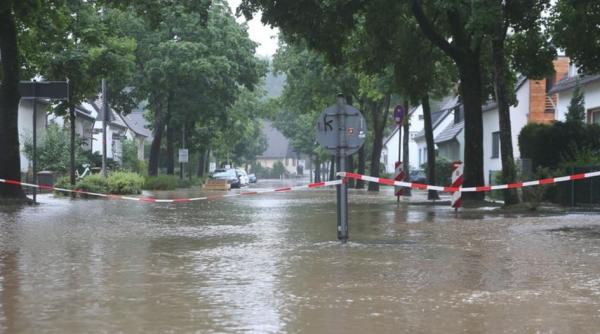 Germania. Șase persoane au murit, iar alte zeci au dispărut. Mai multe case s-au prăbuşit din cauza ploilor