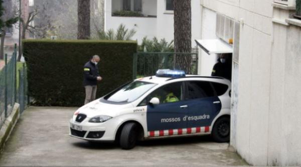 Spania. Un român a fost înjunghiat grav în gât de o rudă. Atacatorul de 27 de ani a ajuns în arest