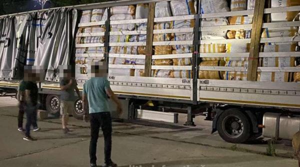 Un șofer turc încerca să introducă în Româna haine contrafăcute, în valoare de 170.000 lei. Reținut, în vama Călăraşi