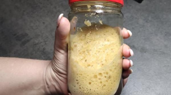 Cafea cu gheață la borcan. O idee originală și rapidă pentru vară. O porție are doar 120 calorii