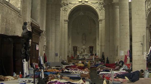 Belgia. Sute de migranți în greva foamei au ajuns în pragul morții. Guvernul refuză să le acorde dreptul de reședință