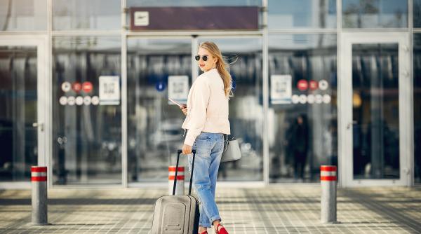 Românii care călătoresc în Grecia trebuie să fie atenți! Probleme pentru cei care completează formularul solicitat la intrarea în țară