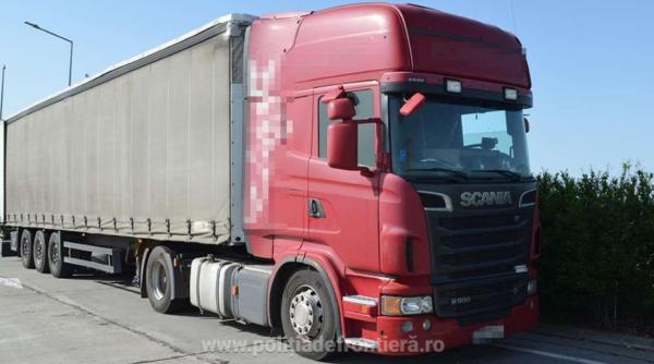 Șoferii români de camioane, care nu respectă restricțiile de tonaj, buni de plată. Amenzi de până la 26.100 lei