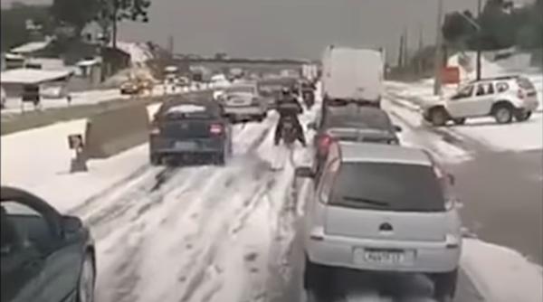 Ninsoare în Brazilia. Localnic :"Văd zăpadă pentru prima dată la vârsta de 62 de ani" - VIDEO