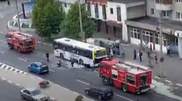 Incendiu într-un autobuz cu români. De la ce au izbucnit flăcările - VIDEO