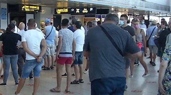 Pandemia a ţinut Diaspora doi ani departe de casă. Mărturiile emoţionante ale românilor: „Nu ne-am mai văzut dinainte de Covid”