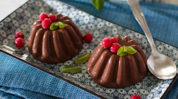 Budincă de ciocolată - Cum să faci "desertul zeilor", un preparat clasic al bucătăriei italiene