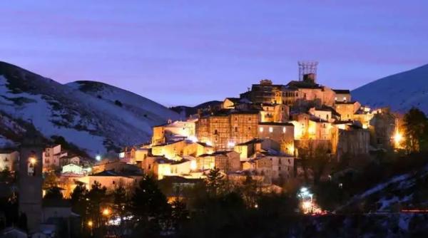 Italia. Un oraș plătește câte 50 de mii de euro celor care vor să se mute aici