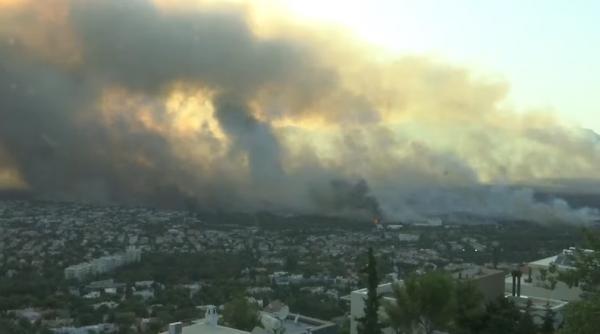 Mărturia unei românce din Atena, devastată de incendii: „Aerul era irespirabil, am crezut că murim cu ușile închise”