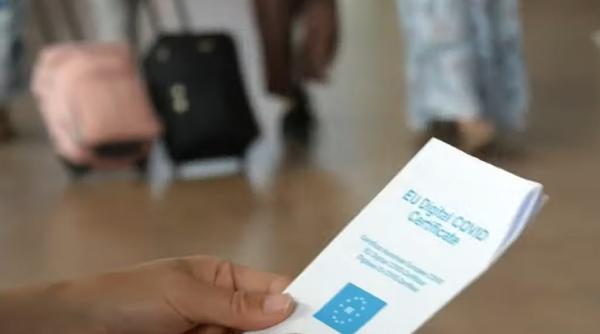 Exemplul francez a funcționat și în Italia: Creștere de până la 200% a cererii de vaccinare, după introducerea certificatului verde