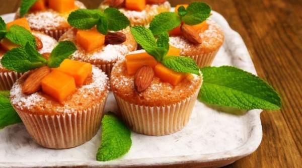 Brioșe dulci de caise. Un desert delicios și ușor, potrivit pentru un mic dejun irezistibil