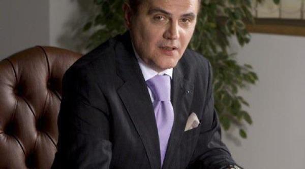 Fost ministru al Transporturilor, de urgenţă la spital din cauza unei bucăţi de usturoi