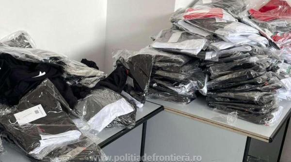 Autocar, verificat la sânge în vama Giurgiu. Era încărcat cu sute de haine contrafăcute 