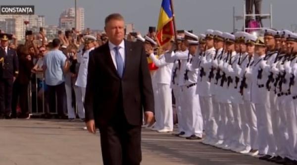 Iohannis va participa, mâine, la festivităţile organizate de Ziua Marinei la Constanța