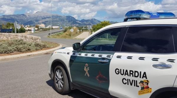 Spania. Doi români, spaima comercianților din Mallorca: au FURAT peste 5.000 de pachete de țigări