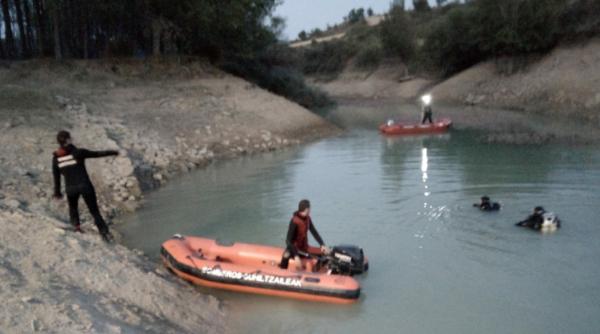 Spania. Sfârșit cumplit pentru un român de 29 de ani: a intrat să se scalde într-un lac și n-a mai ieșit