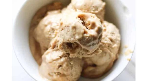 Înghețată de casa dintr-un singur ingredient. Fără grăsimi și fără lactoză