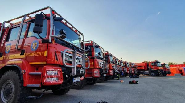 Pompierii români aflaţi în Grecia vor fi dislocaţi pentru stingerea incendiilor în Kryftes şi Vilia