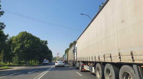 TIR-uri românești încărcate și cu o tonă peste limită, descoperite în Ungaria. Ce au pățit șoferii