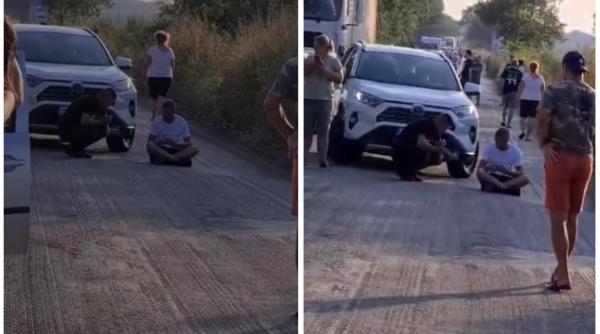Ghinion pentru un șmecher care a vrut să depășească coloana în vamă: Doi tineri i-au dat o lecție pe care n-o va uita - VIDEO