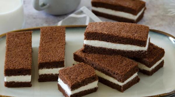 Tort Kinder felie de lapte. Ai nevoie de doar câteva ingrediente iar rezultatul e fabulos