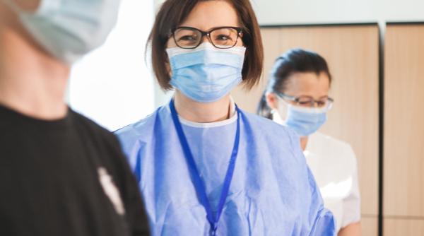 Ioana Mihăilă: „Peste 70 de copii infectaţi cu noul coronavirus sunt internaţi în secţiile de terapie intensivă”