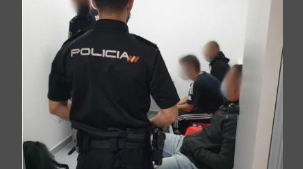 Spania. Controale intensificate pe aeroporturi: Români care trebuiau să fie în arest, depistați la check-in. 26 de rău-făcători, după gratii