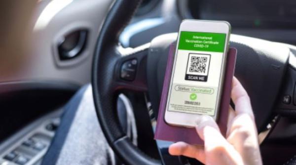 Marea Britanie. Guvernul renunţă la introducerea paşaportului de vaccinare